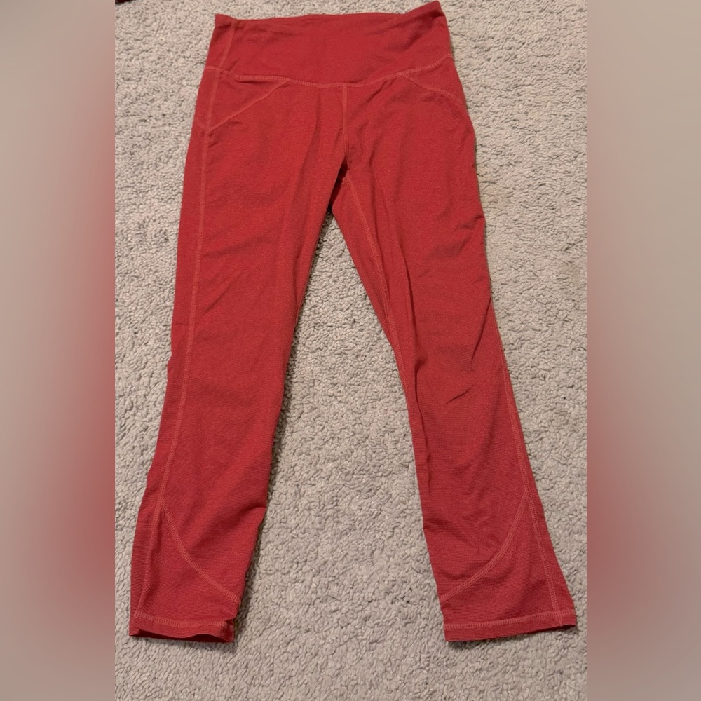 Pink Fabletics workout leggings in size XS